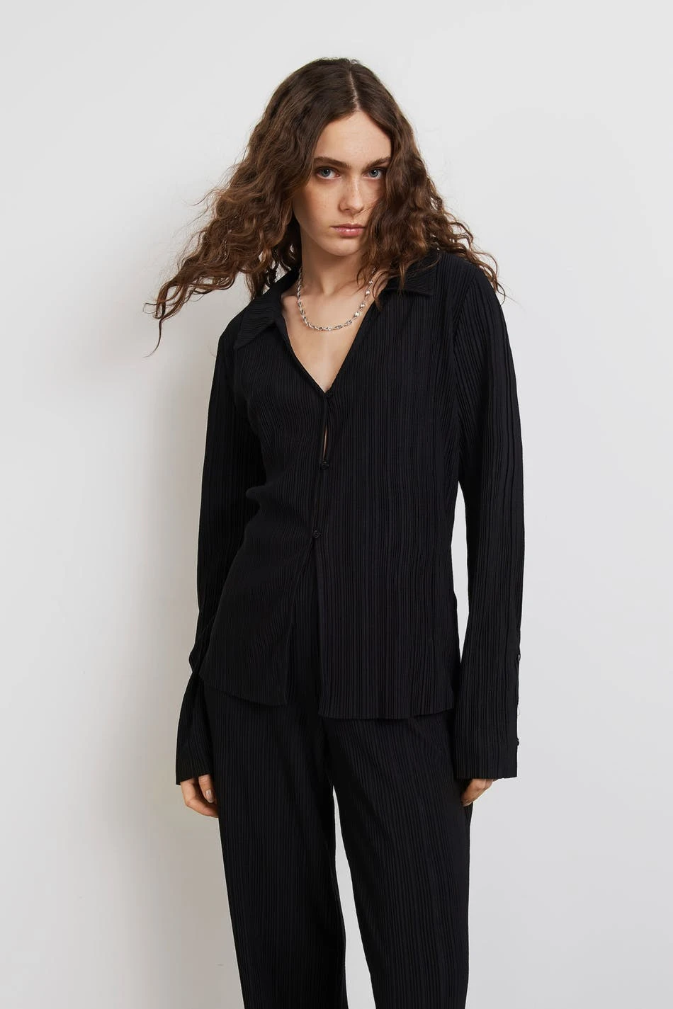 Gina Tricot Sissi Shirt Black 1 Gina Tricot Sissi Shirt Black