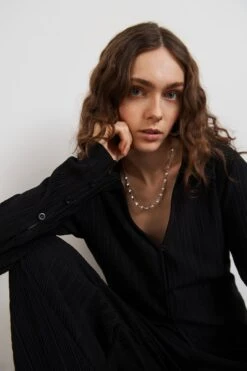 Gina Tricot Sissi Shirt Black 3 Gina Tricot Sissi Shirt Black -Crop Partywear Sales 16928900002