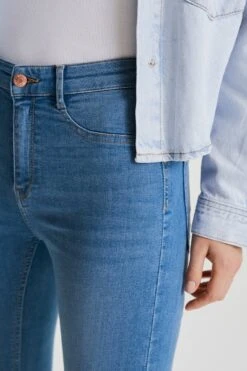 Gina Tricot Molly Highwaist Jeans Springblue -Crop Partywear Sales 69765507621