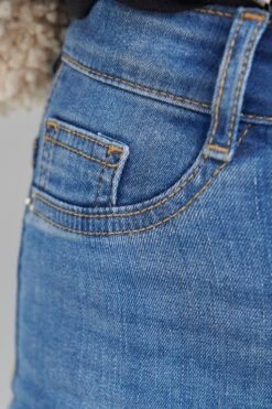 Gina Tricot Molly Petite High W Jeans Midblue G 3 Gina Tricot Molly Petite High W Jeans Midblue G -Crop Partywear Sales 82050554502