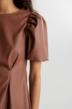 Gina Tricot Kate Pu Top Carob Brown -Crop Partywear Sales 87606702302